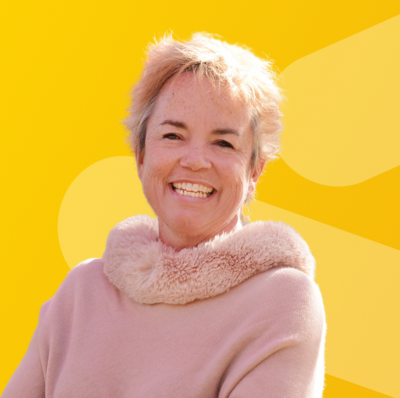 Betsy Hearn DLR Yellow background